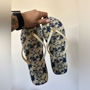 Tory Burch Sandal Flipflop Tie Dye Star Burst Size 11